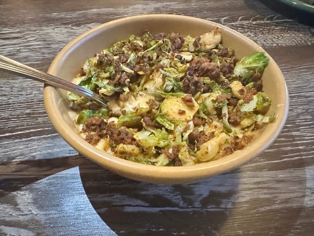 Chori-Brussels Queso