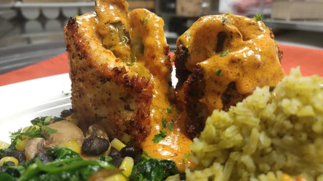 Pollo Parado